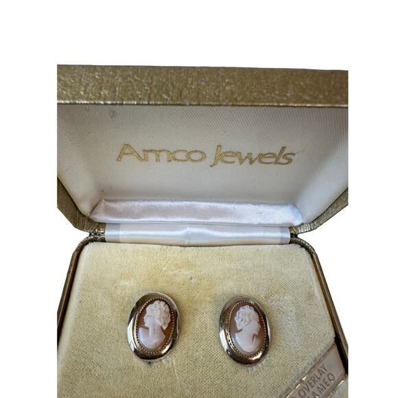 Vintage AMCO 14K Gold Overlay Genuine Shell Cameo Screwback Earrings w/ Box - Picture 8 of 8